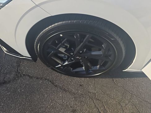 Used 2025 Hyundai Elantra N Line FWD image 25