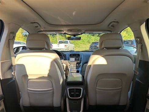 Used 2019 Lincoln Nautilus Reserve w/ Ultimate Package image 11