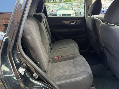 Used 2016 Nissan Rogue SV AWD/4WD image 16