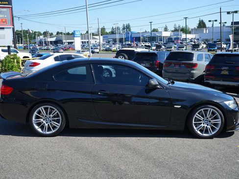 Used 2011 BMW 335i xDrive Coupe AWD/4WD image 6