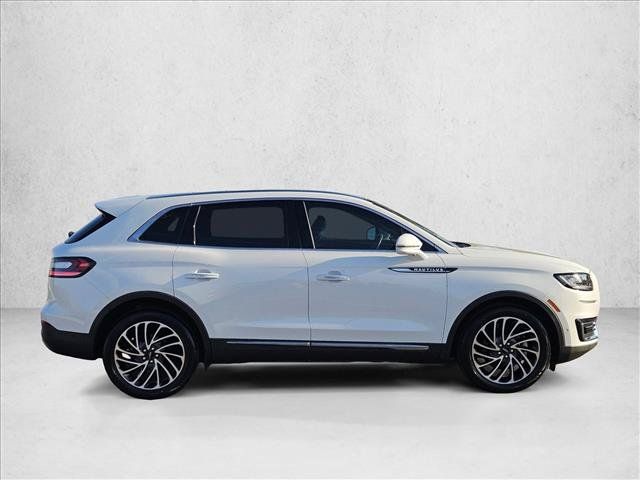 Used 2020 Lincoln Nautilus Reserve w/ Equipment Group 201A FWD image 4