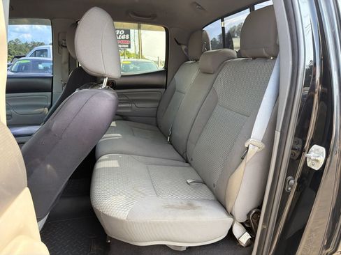 Used 2012 Toyota Tacoma 4x4 Double Cab w/ SR5 Pkg image 9