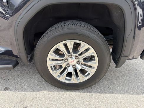 Used 2024 GMC Sierra 1500 Denali w/ Technology Package RWD image 19