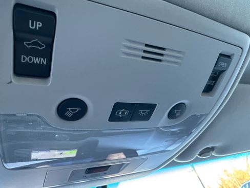 Used 2014 Lexus ES 350 w/ Luxury Package image 24