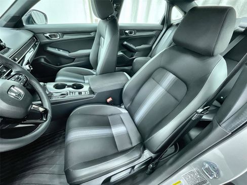 Certified 2025 Honda Civic Sport image 17