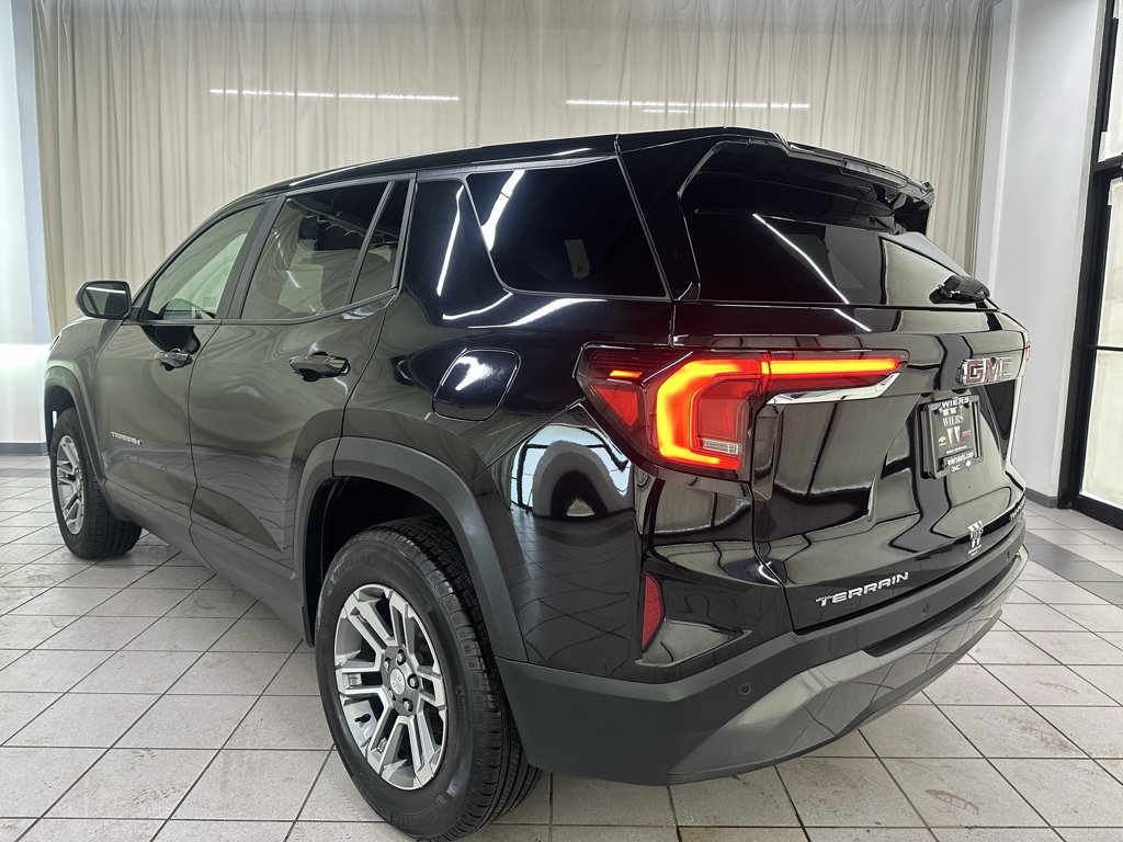 Certified 2026 GMC Terrain Elevation FWD image 9