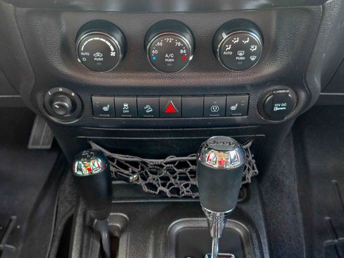 Used 2014 Jeep Wrangler Unlimited Sahara w/ Max Tow Package image 29