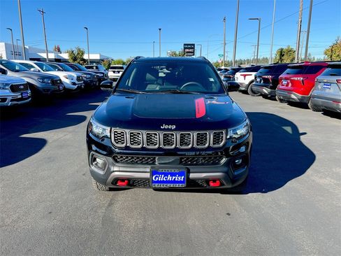 Used 2024 Jeep Compass Trailhawk image 25