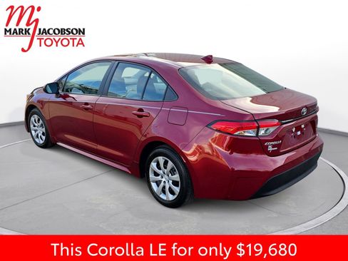 Used 2025 Toyota Corolla LE image 13