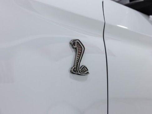 Used 2021 Ford Mustang Shelby GT500 w/ Carbon Fiber Track Pack image 23