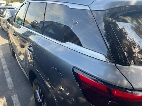 Used 2026 INFINITI QX60 Luxe FWD image 3