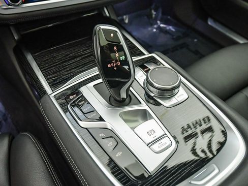 Certified 2022 BMW 740i w/ M Sport Package image 26