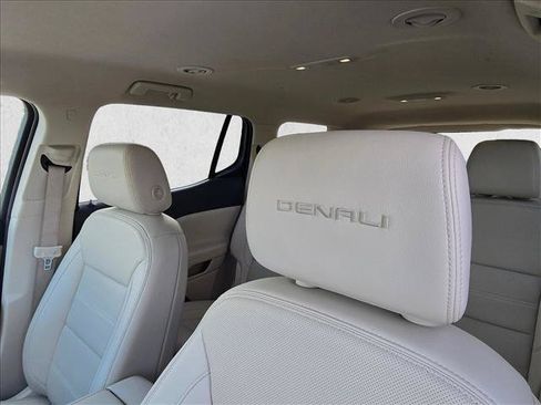 Used 2023 GMC Acadia Denali FWD image 12