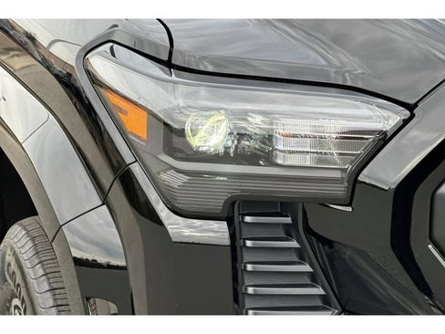 New 2026 Toyota Tacoma SR5 AWD/4WD image 27