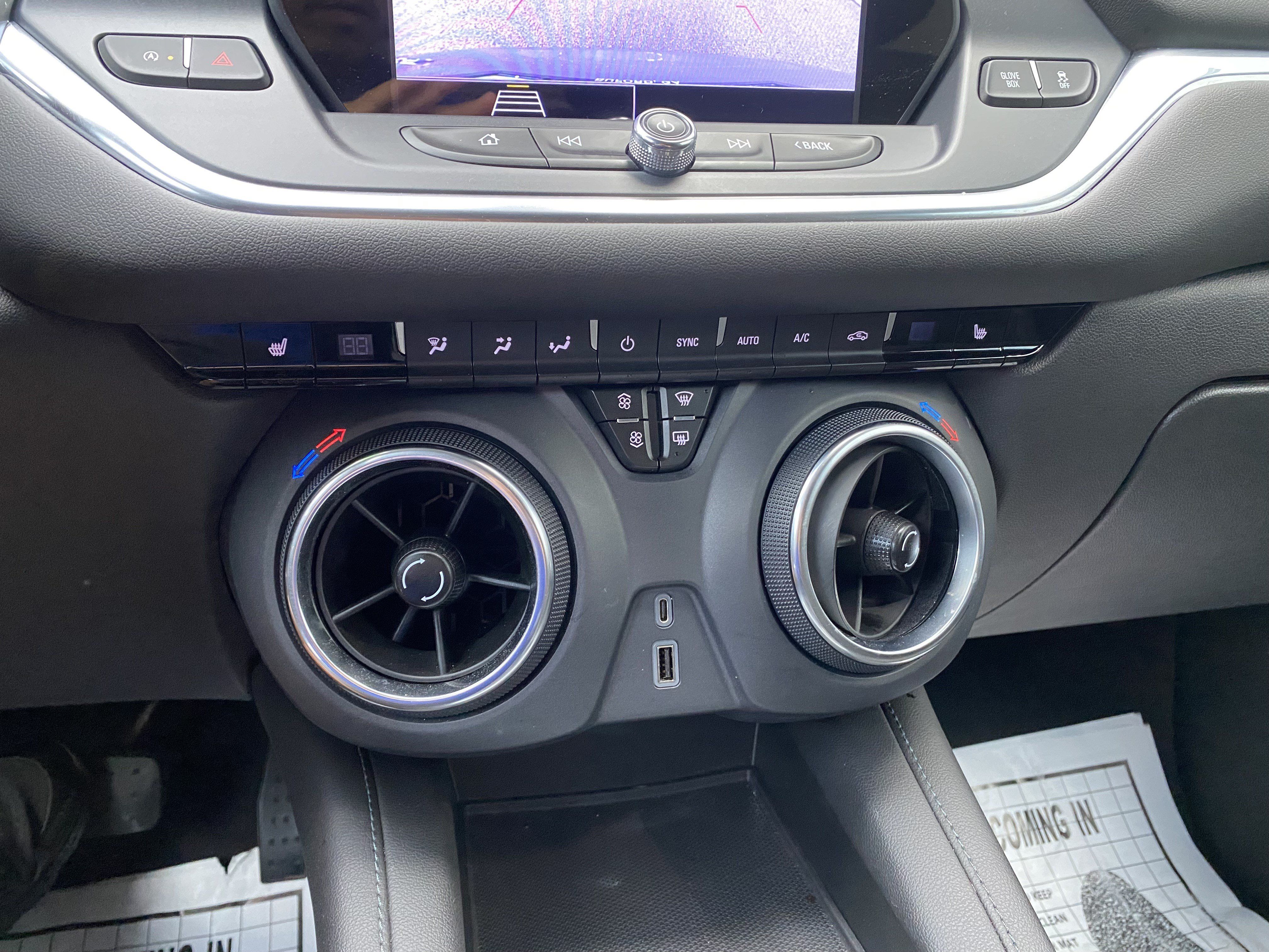 Used 2022 Chevrolet Blazer LT FWD image 28