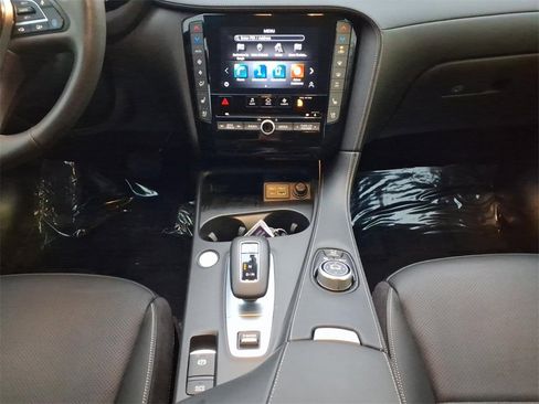 Used 2024 INFINITI QX50 Sport image 11