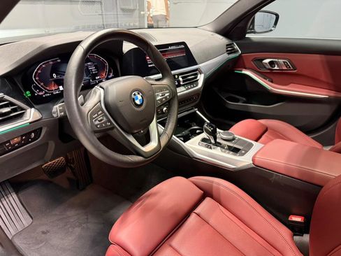 Used 2022 BMW 330i xDrive Sedan w/ Driving Assistance Package AWD/4WD image 9