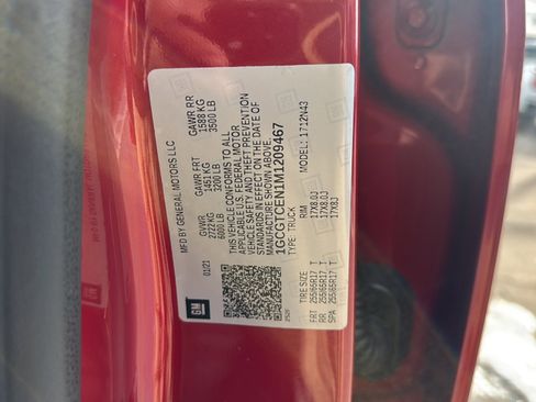 Used 2021 Chevrolet Colorado LT image 42