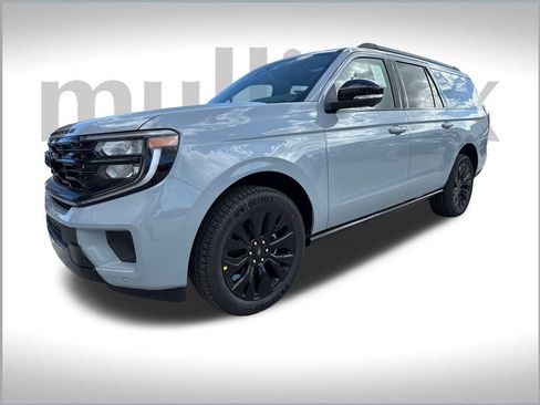 New 2025 Ford Expedition Max Platinum w/ Stealth Appearance Package image 19