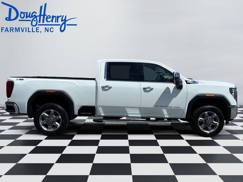 Used 2025 GMC Sierra 2500 SLT w/ SLT Premium Package AWD/4WD image 6
