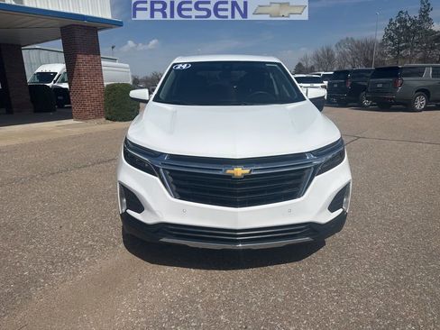 Used 2024 Chevrolet Equinox LT image 8