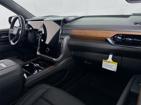 New 2026 GMC Yukon XL Denali w/ Sun & Power Step Package image 26