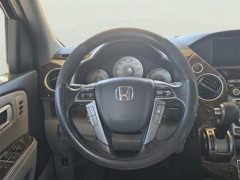 Used 2015 Honda Pilot Touring image 43
