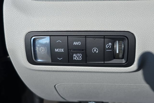 New 2026 GMC Terrain Denali w/ LPO, Black Badging Package AWD/4WD image 18
