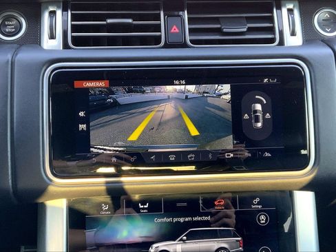 Used 2022 Land Rover Range Rover Westminster Edition image 27