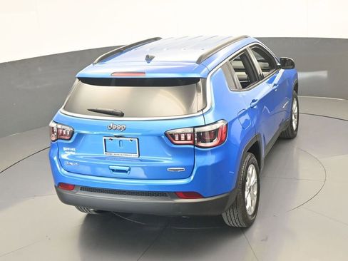 Used 2025 Jeep Compass Latitude AWD/4WD image 51