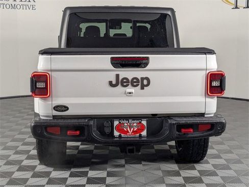Used 2020 Jeep Gladiator Rubicon image 6