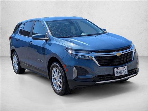 Used 2024 Chevrolet Equinox LT AWD/4WD image 3