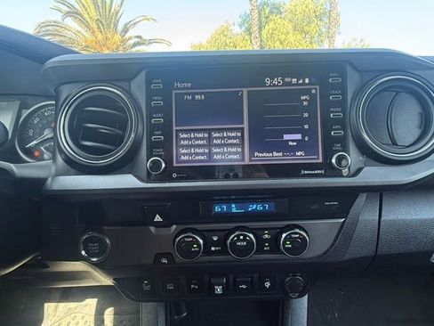 Used 2021 Toyota Tacoma TRD Sport image 25