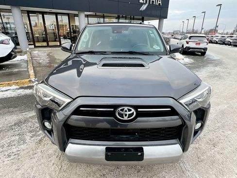 Used 2020 Toyota 4Runner TRD Off-Road Premium image 29