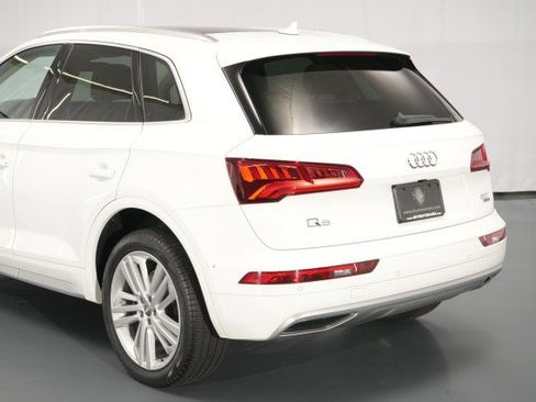 Used 2018 Audi Q5 2.0T Premium Plus w/ Premium Plus Package AWD/4WD image 18