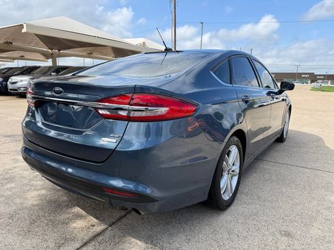 Used 2018 Ford Fusion SE image 7