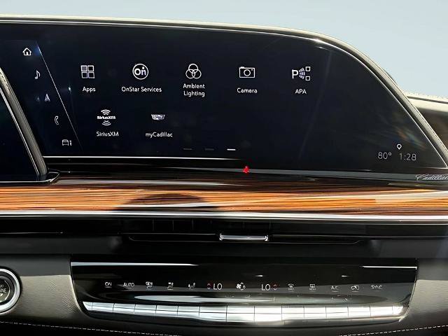 Used 2022 Cadillac Escalade Premium Luxury AWD/4WD image 12