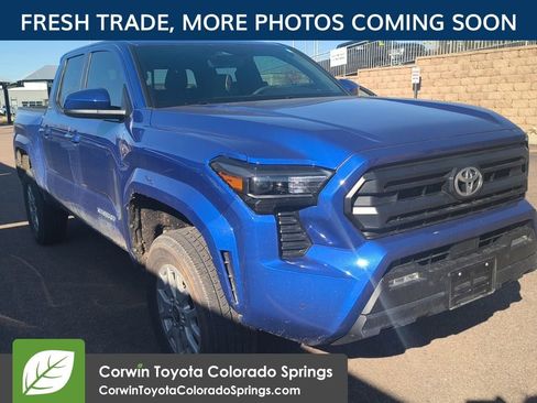 Used 2025 Toyota Tacoma SR5 image 1