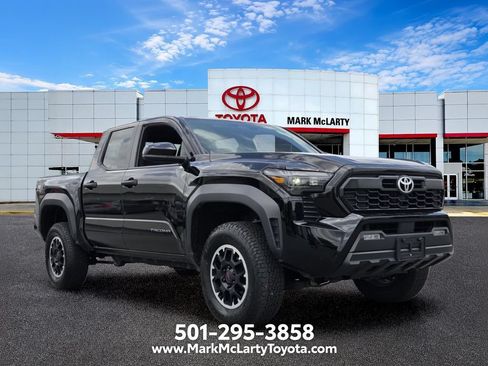 Used 2024 Toyota Tacoma TRD Off-Road AWD/4WD image 7