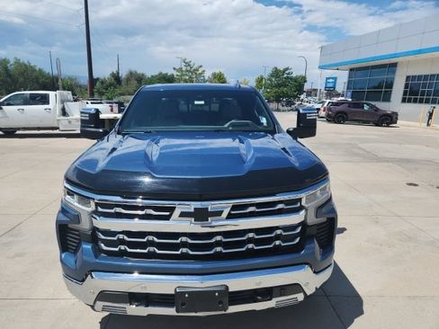 Used 2024 Chevrolet Silverado 1500 LTZ w/ LTZ Premium Package AWD/4WD image 5
