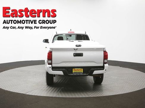 Used 2022 Toyota Tacoma SR w/ SR Convenience Package image 35