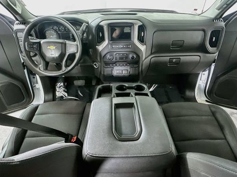 Used 2025 Chevrolet Silverado 1500 Custom RWD image 16