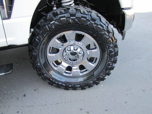 Used 2023 Ford F250 Lariat w/ Lariat Ultimate Package image 25