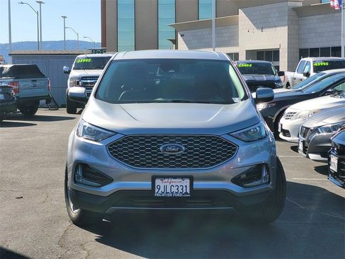 Used 2023 Ford Edge SEL w/ Convenience Package image 2