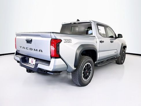 New 2025 Toyota Tacoma TRD Off-Road image 9