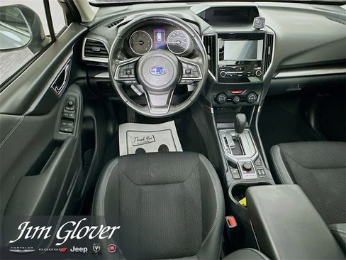 Used 2022 Subaru Forester Premium image 17