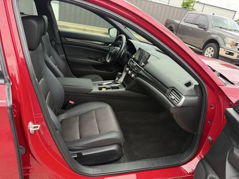 Used 2020 Honda Accord Sport image 10