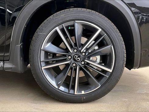 New 2025 INFINITI QX50 Sport image 21