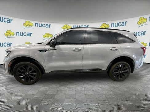 Used 2023 Kia Sorento SX AWD/4WD image 4