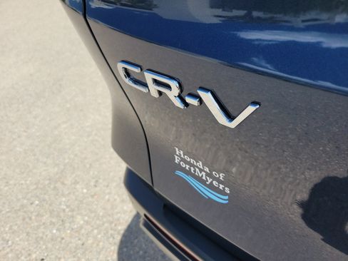 Used 2024 Honda CR-V EX-L image 8